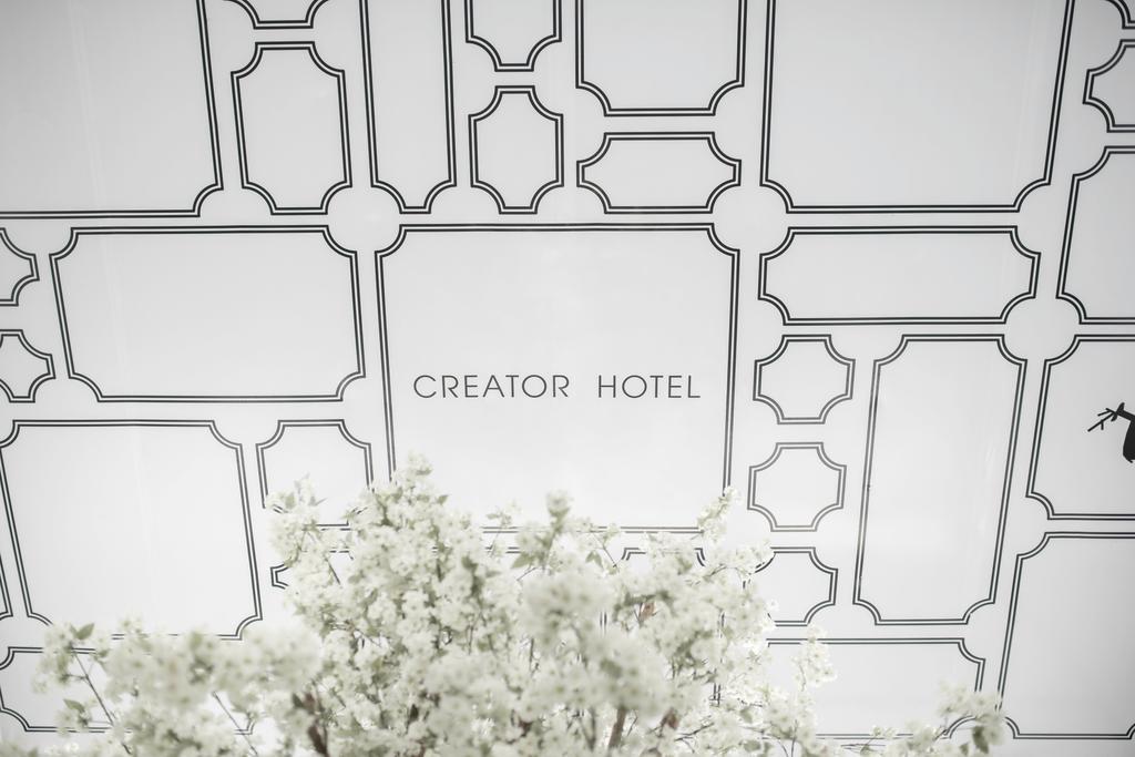 Creator Hotel Kulai Esterno foto