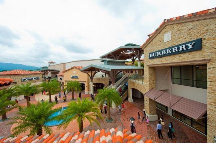 Creator Hotel Kulai Esterno foto